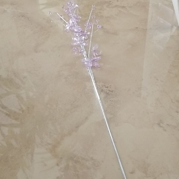 SALE! Lavender Glass Flower Strand - Picture 5 of 5